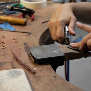 jewellery-making-bench-baj